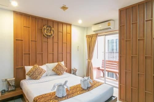 Deluxe Double or Twin Room