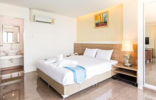 Executive Room