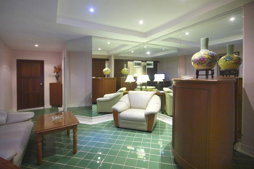 Rendez Vous Hotel1