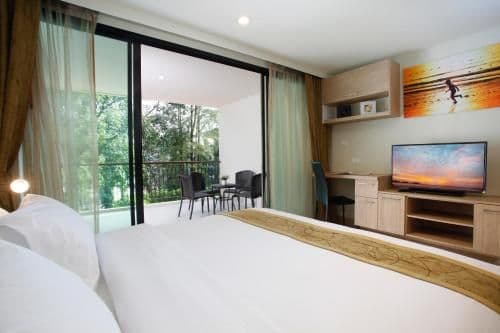 One-Bedroom Apartment (2 Adults)