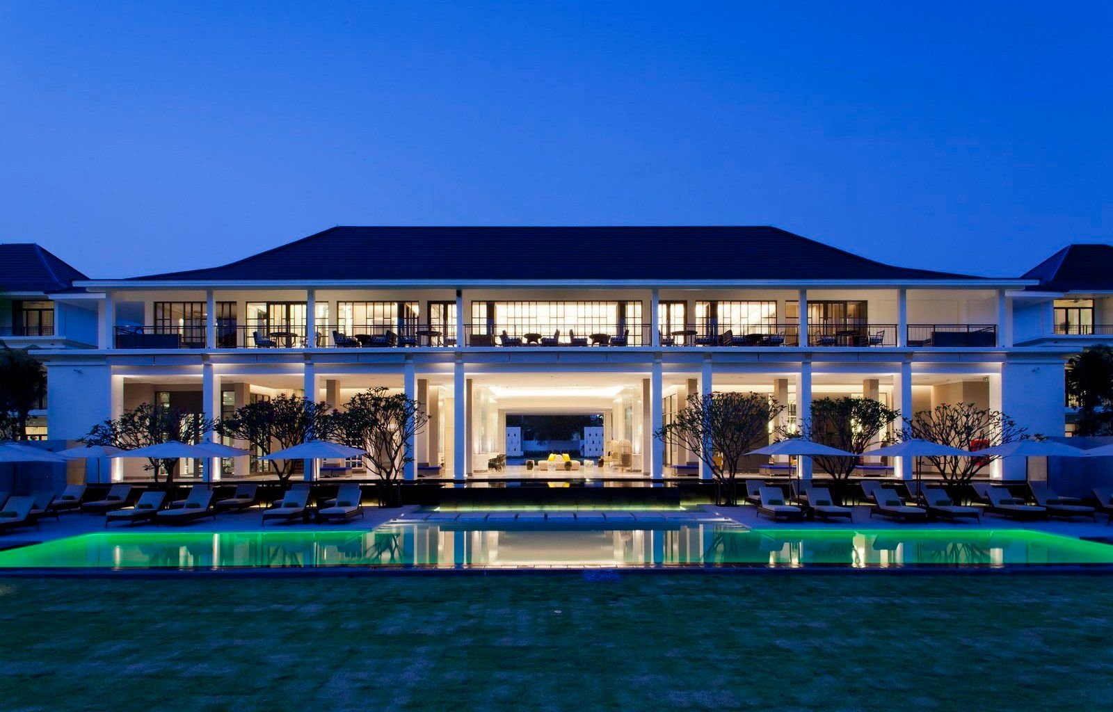 ยู สาทร กรุงเทพ (U Sathorn Bangkok)0