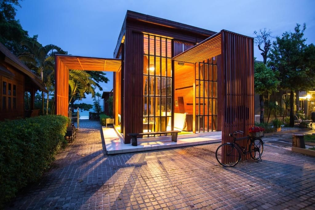 เสม็ด แกรนด์วิว รีสอร์ท (Samed Grandview Resort)1