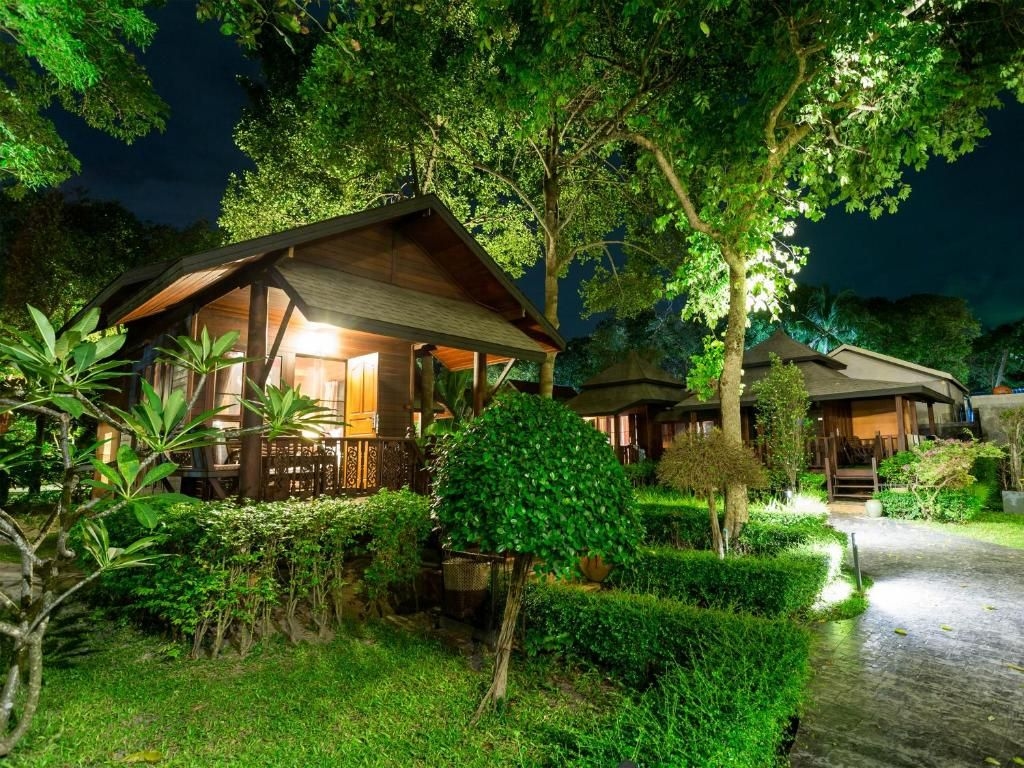 เสม็ด แกรนด์วิว รีสอร์ท (Samed Grandview Resort)3