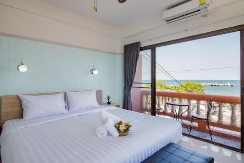 Superior Double Room with Balcony and Sea View