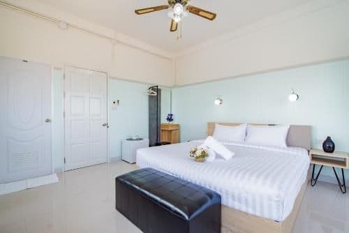 Superior Double Room with Balcony and Sea View