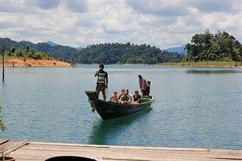 เขาสก สมายเล่ย์ เลคเฮาส์ (Khao Sok Smiley Lakehouse)3