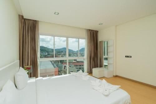 Deluxe Suite with Sea View