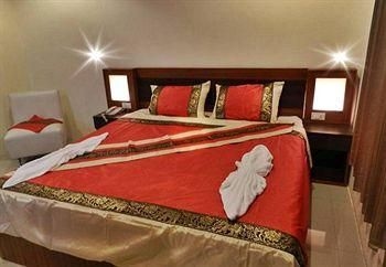 Suite Dreams Hotel4