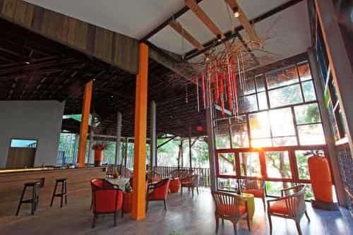 บ้านสับปะรด บ้านสับปะรด