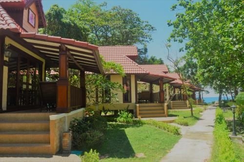 ซายังบีชรีสอร์ทเกาะลันตา (Sayang Beach Resort Koh Lanta)1