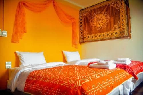 Twin Room with Balcony - Little India