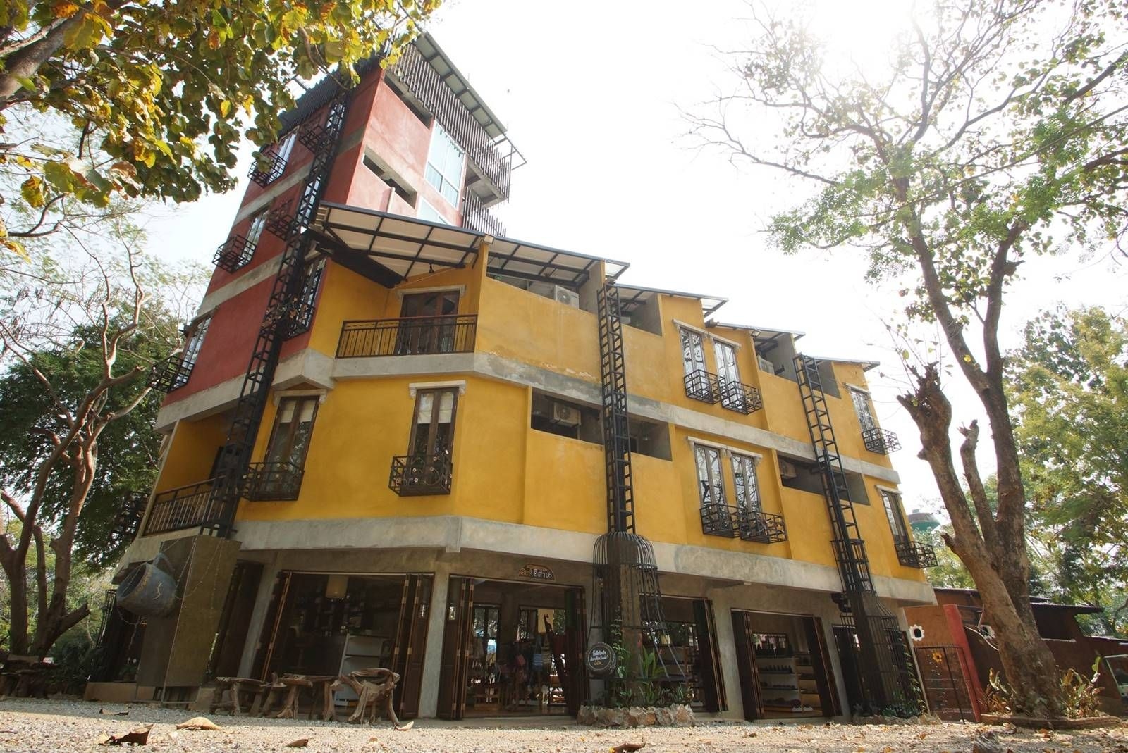เฮินหลินเนเชอรัลรีสอร์ท (Hern Lhin Natural Resort)1