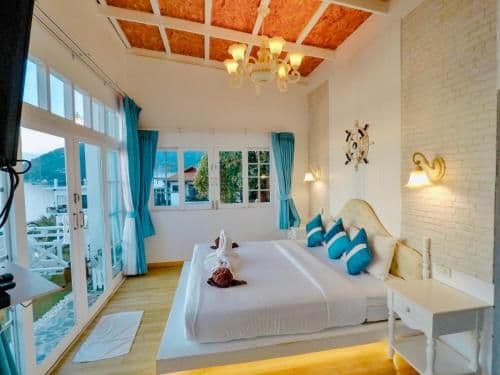 Honeymoon Suite with Sea View