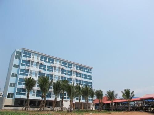 นันทรา พัทยา หาดบ้านอำเภอ (Nantra Pattaya Baan Ampoe Beach)2