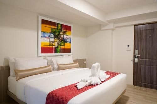Deluxe Double Room with Window