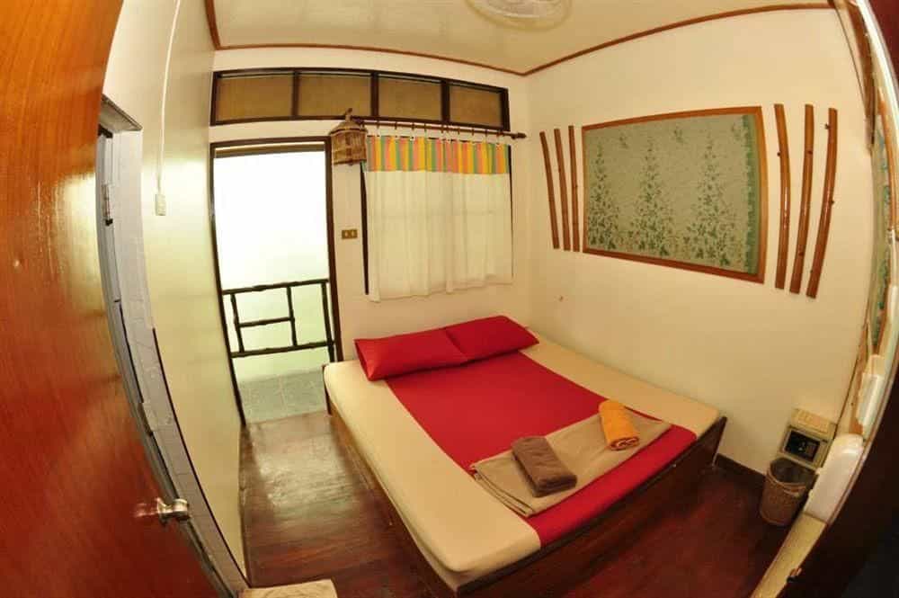 Phi Phi October Guesthouse Phi Phi October Guesthouse