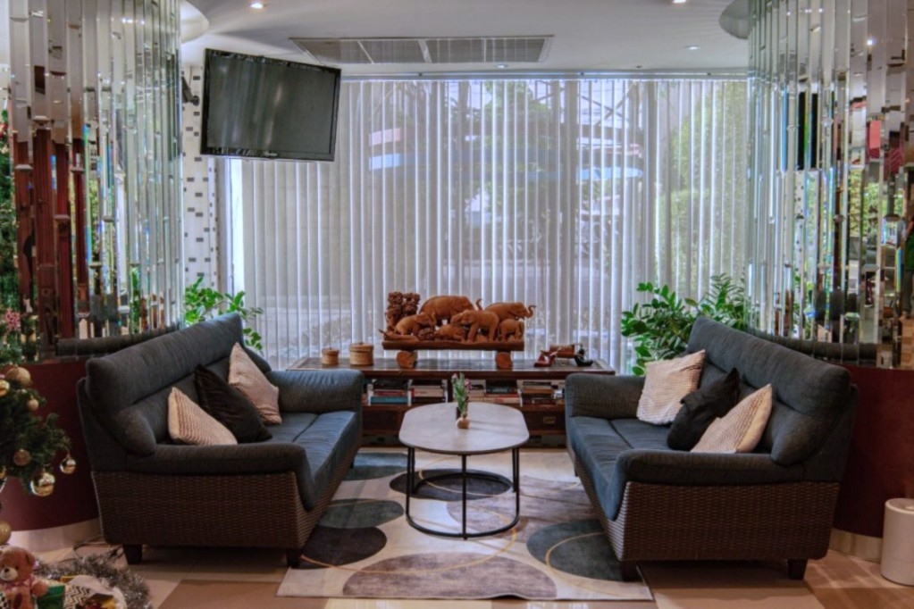 โรงแรมเดอะ ซันรีโน (The Sunreno Hotel Bangkok)1