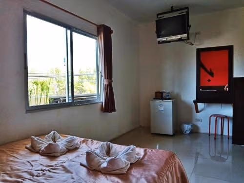 Standard Queen Room