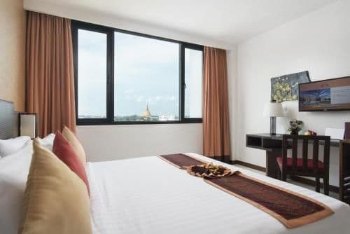 Deluxe Double or Twin Room with Pagoda View