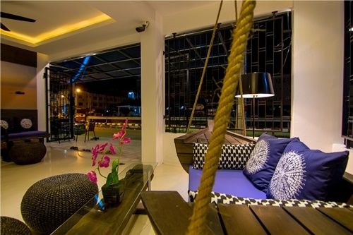 โรงแรม เดอะ เจอร์นีย์ ภูเก็ต นิว (Hotel The Journey Patong New)1