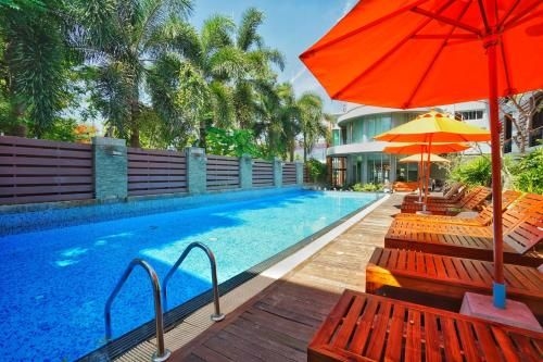 บ้านสุวัณณ์ทวี ภูเก็ต (Baan Suwantawe Phuket)0