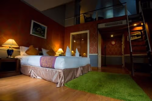 Two-Bedroom King Suite