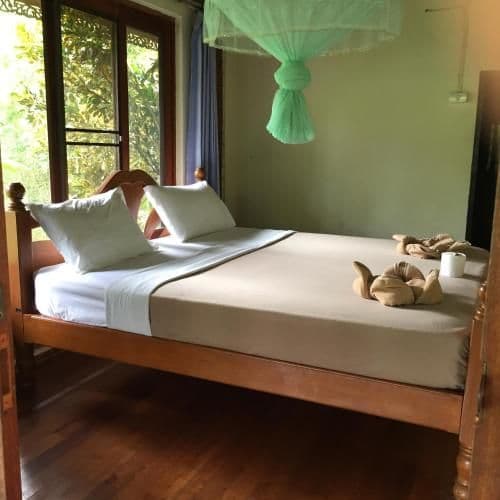 Bungalow with Fan