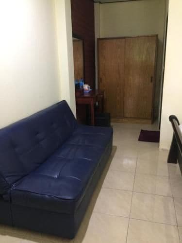 Family Room (2 Adults + 1 Child)