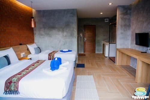 Deluxe Family Suite