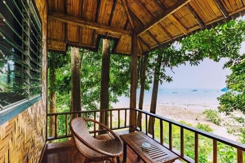 Bungalow with Sea View