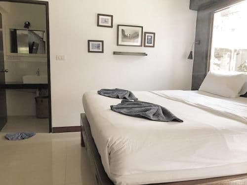 Deluxe Double Room ( 2 Adults)