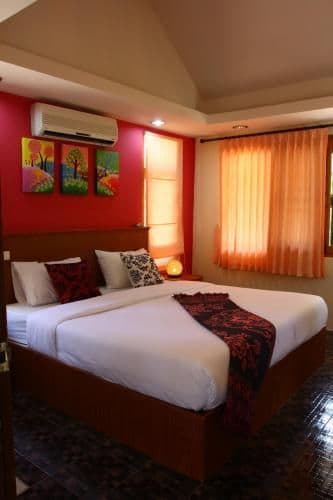 Garden Bungalow