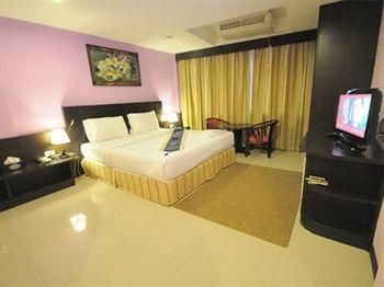 Central Place Hotel1