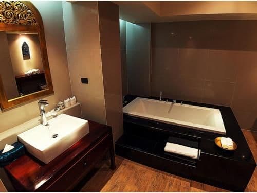Premier Suite