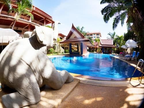 Three-Bedroom Suite with Pool Access (4 adults + 2 children)
