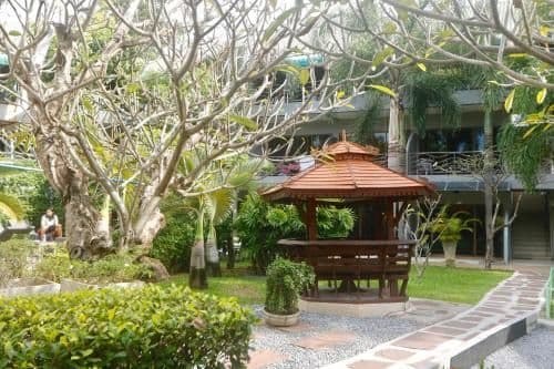 Comfort Room Garden Side
