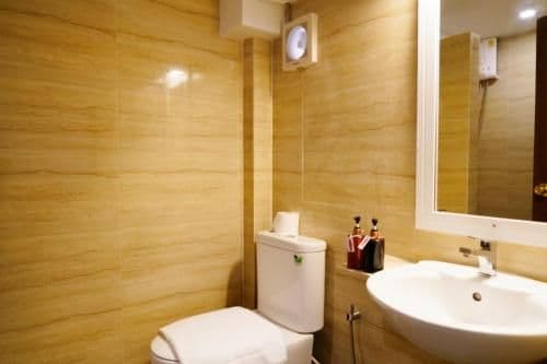 Deluxe Triple Room with Window