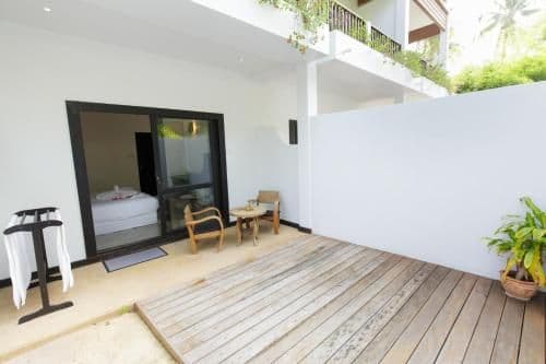 Standard Double Room with Garden View