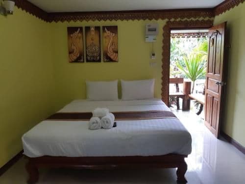 Superior Double Room with Pool Access
