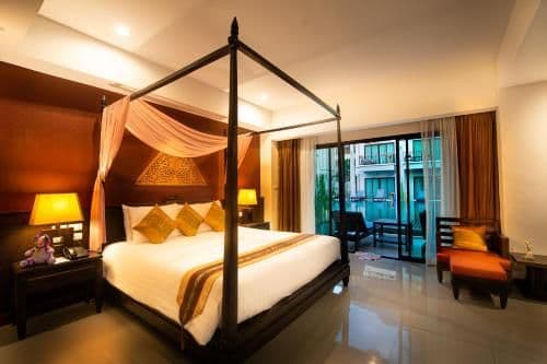 Grand Deluxe Double Room with Pool Access