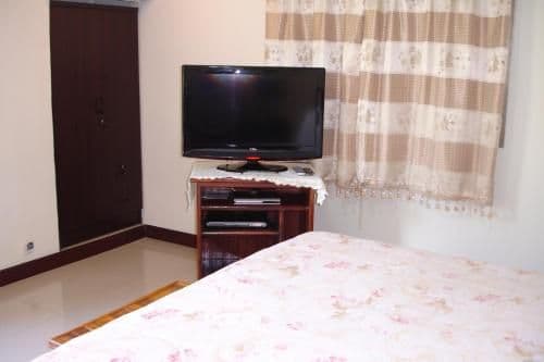 One-Bedroom Bungalow