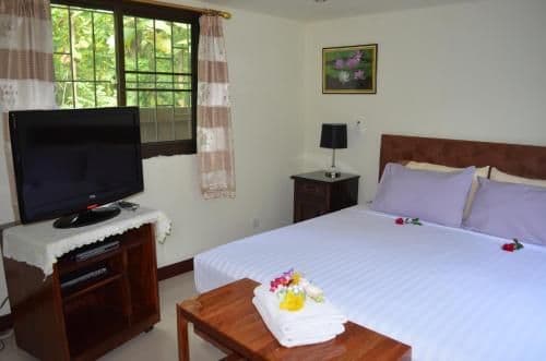 One-Bedroom Bungalow