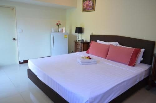 One-Bedroom Bungalow