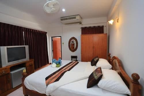 Deluxe Double Room (2 Adults + 1 Child)