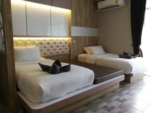 Deluxe Double or Twin Room with Balcony and City View