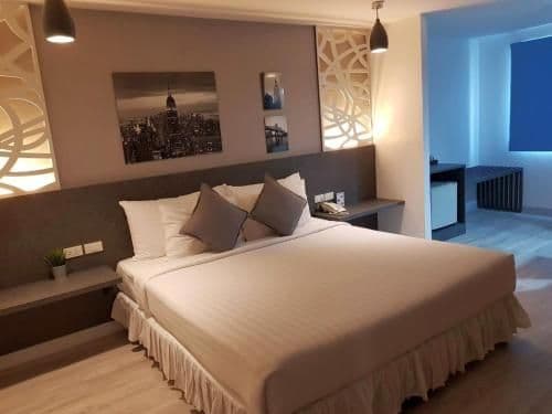 Premier Suite