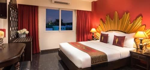 Scarlet Double Room