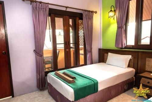 เอเชีย ไดเวอร์ รีสอร์ต (Asia Divers Resort)1