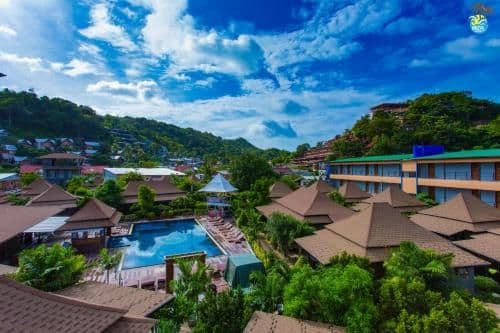 Villa with Pool View