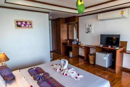 Bungalow with Sea View